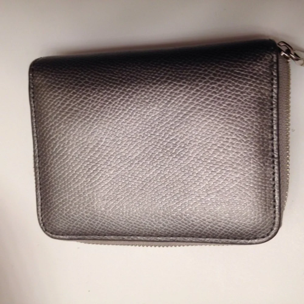 COACH SILVER WALLET